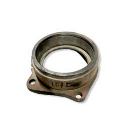 Стакан подшипника 77.37.107б ДТ-75 - Купить в Екатеринбурге запчасти для сельхозтехники