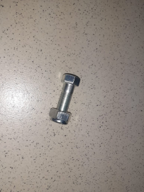 Болт 52-2203020 карданный МТЗ-82 - Купить в Екатеринбурге запчасти для сельхозтехники