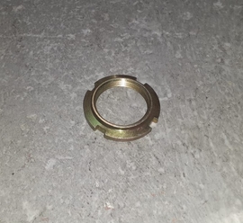 Гайка 52-2308097 полуоси МТЗ-82 - Купить в Екатеринбурге запчасти для сельхозтехники