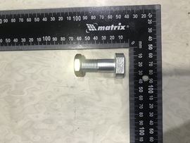 Болт кардана длинный с гайкой 125.36.114 завод - Купить в Екатеринбурге запчасти для сельхозтехники