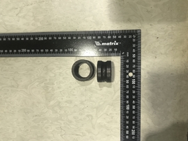 Втулка малая на траверсу 77.60.161 - Купить в Екатеринбурге запчасти для сельхозтехники