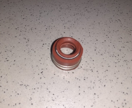 Манжета клапана 240-1007020 (Красный) МТЗ-80 - Купить в Екатеринбурге запчасти для сельхозтехники