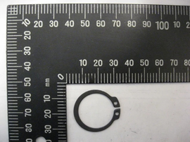 Стопорное пружинящее кольцо Z 25 - Купить в Екатеринбурге запчасти для сельхозтехники