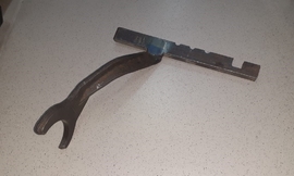 Вилка 1-й передачи и з/х 74-1702086 н/о МТЗ-80 - Купить в Екатеринбурге запчасти для сельхозтехники